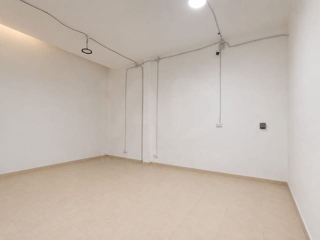 Gewerbe zu vermieten in Cunit - 700 € (Ref: 10025011)
