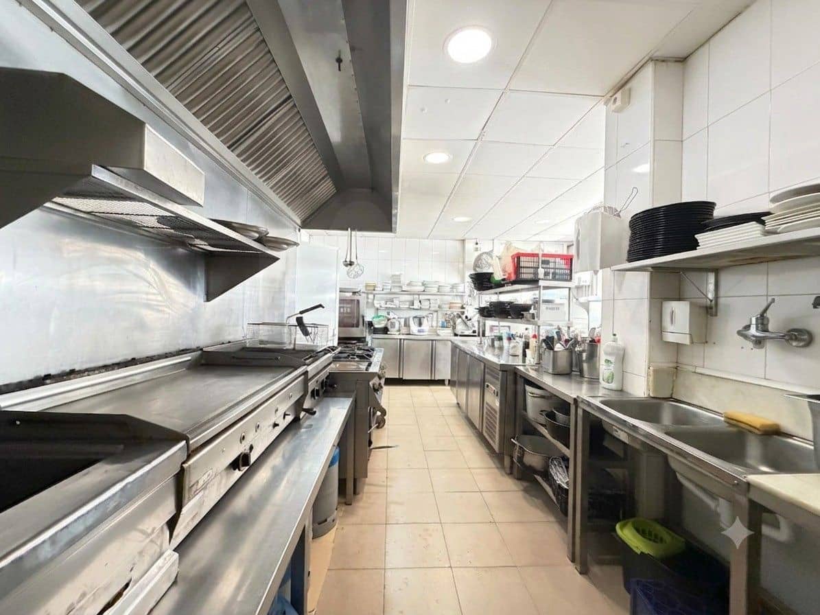 2 sovrum Kommersiell till salu i Daimus - 380 000 € (Ref: 10025013)