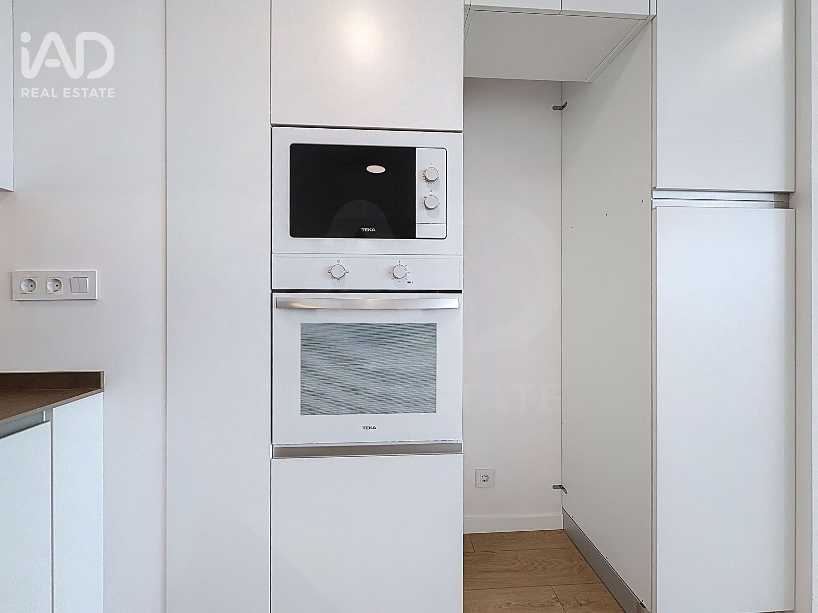 3 makuuhuone Huoneisto myytävänä paikassa Canet de Mar mukana 
autotalli - 334 000 € (Ref: 10025014)