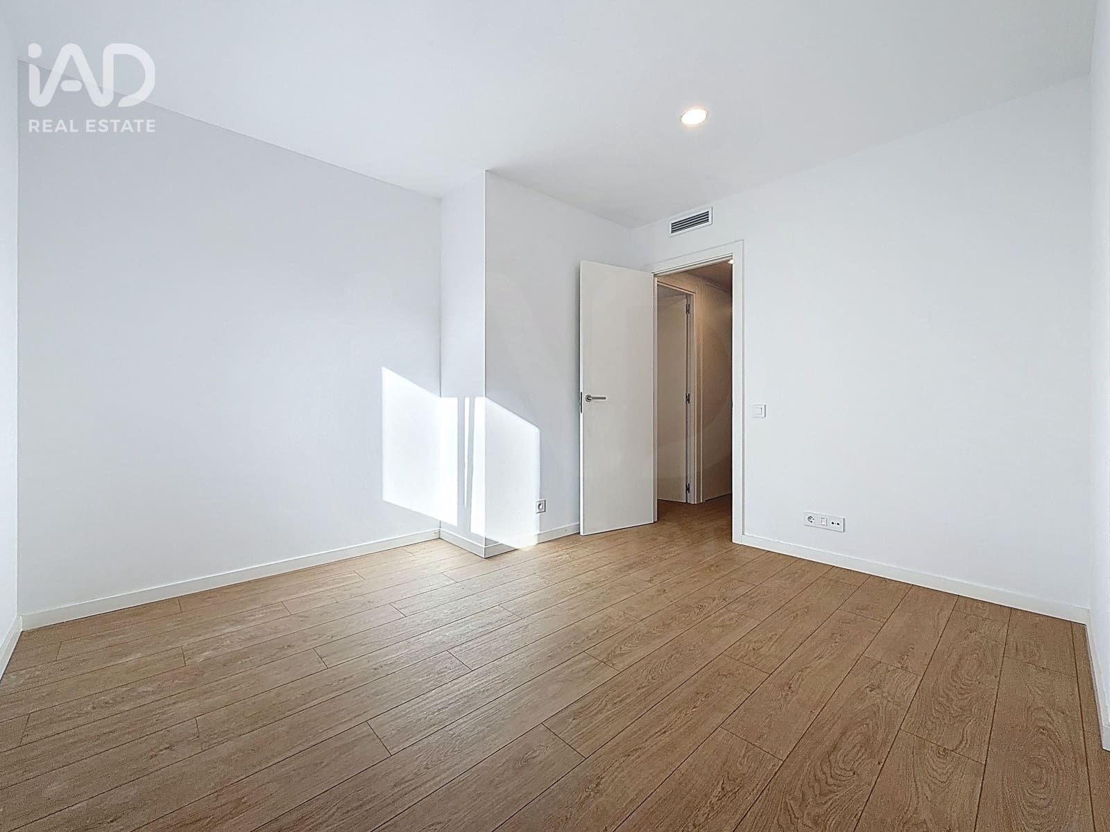 3 makuuhuone Huoneisto myytävänä paikassa Canet de Mar mukana 
autotalli - 334 000 € (Ref: 10025014)