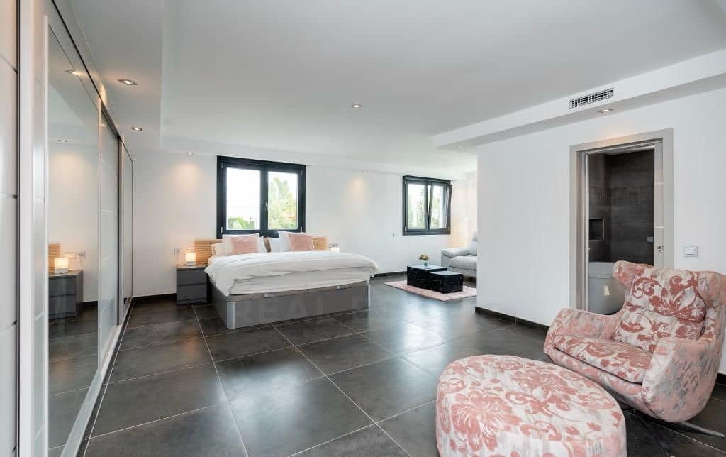6 slaapkamer Villa te koop in Marbella met zwembad garage - € 4.637.000 (Ref: 10025015)