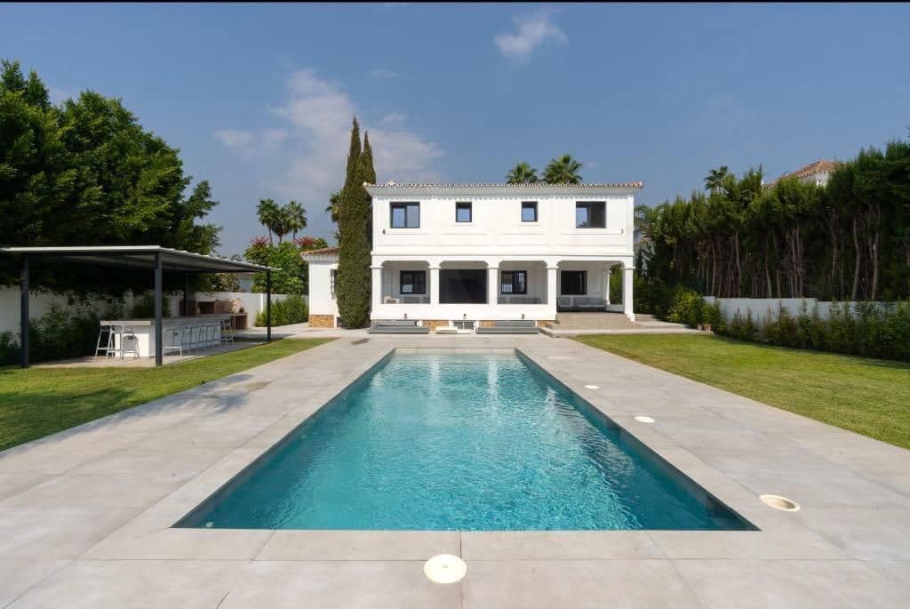 6 slaapkamer Villa te koop in Marbella met zwembad garage - € 4.637.000 (Ref: 10025015)