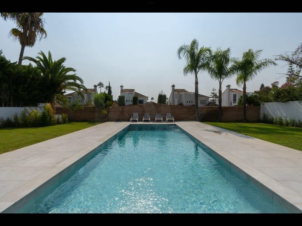 6 slaapkamer Villa te koop in Marbella met zwembad garage - € 4.637.000 (Ref: 10025015)