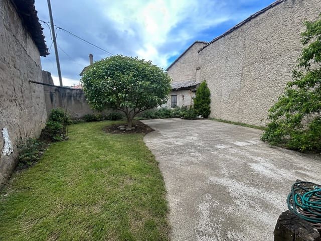 5 camera da letto Casa in vendita in Turcia con garage - 75.000 € (Rif: 10026514)