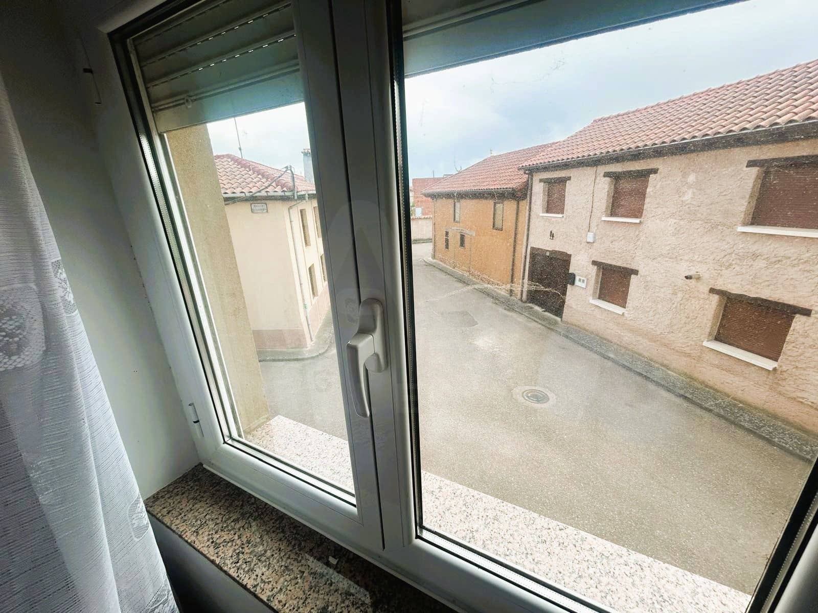 5 camera da letto Casa in vendita in Turcia con garage - 75.000 € (Rif: 10026514)