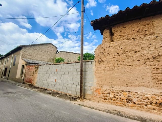 5 camera da letto Casa in vendita in Turcia con garage - 75.000 € (Rif: 10026514)