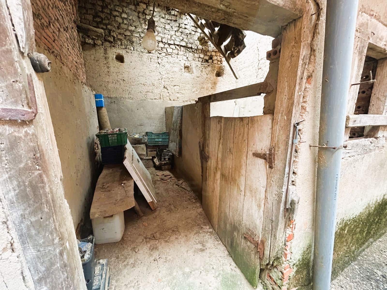 5 camera da letto Casa in vendita in Turcia con garage - 75.000 € (Rif: 10026514)