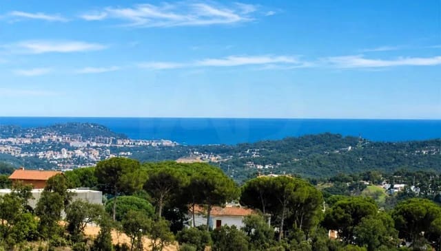 Bauplatz zu verkaufen in Urbanitzacions del Nord, Lloret de Mar - 131.500 € (Ref: 10026515)