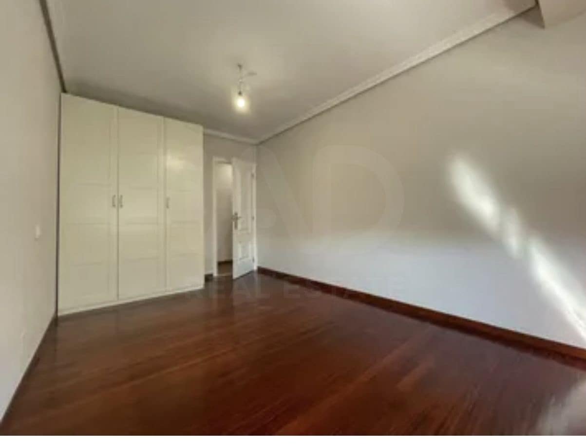 4 makuuhuone Huoneisto myytävänä paikassa Ferrol - 195 000 € (Ref: 10026516)