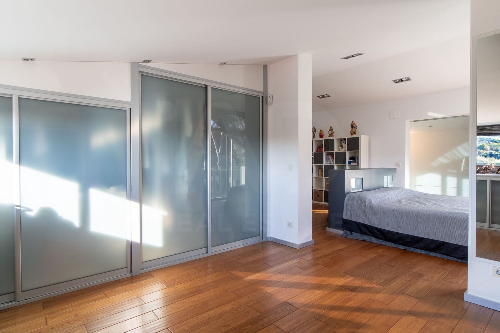 6 quarto Casa em Banda para venda em Sant Vicenc de Montalt com piscina garagem - 1 195 000 € (Ref: 10026666)