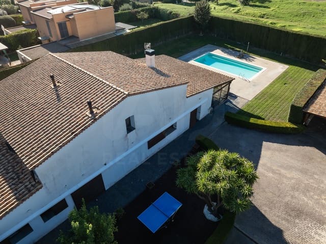 6 chambre Maison de Ville à vendre à Sant Vicenç de Montalt - 1 195 000 € (Ref: 10026666)