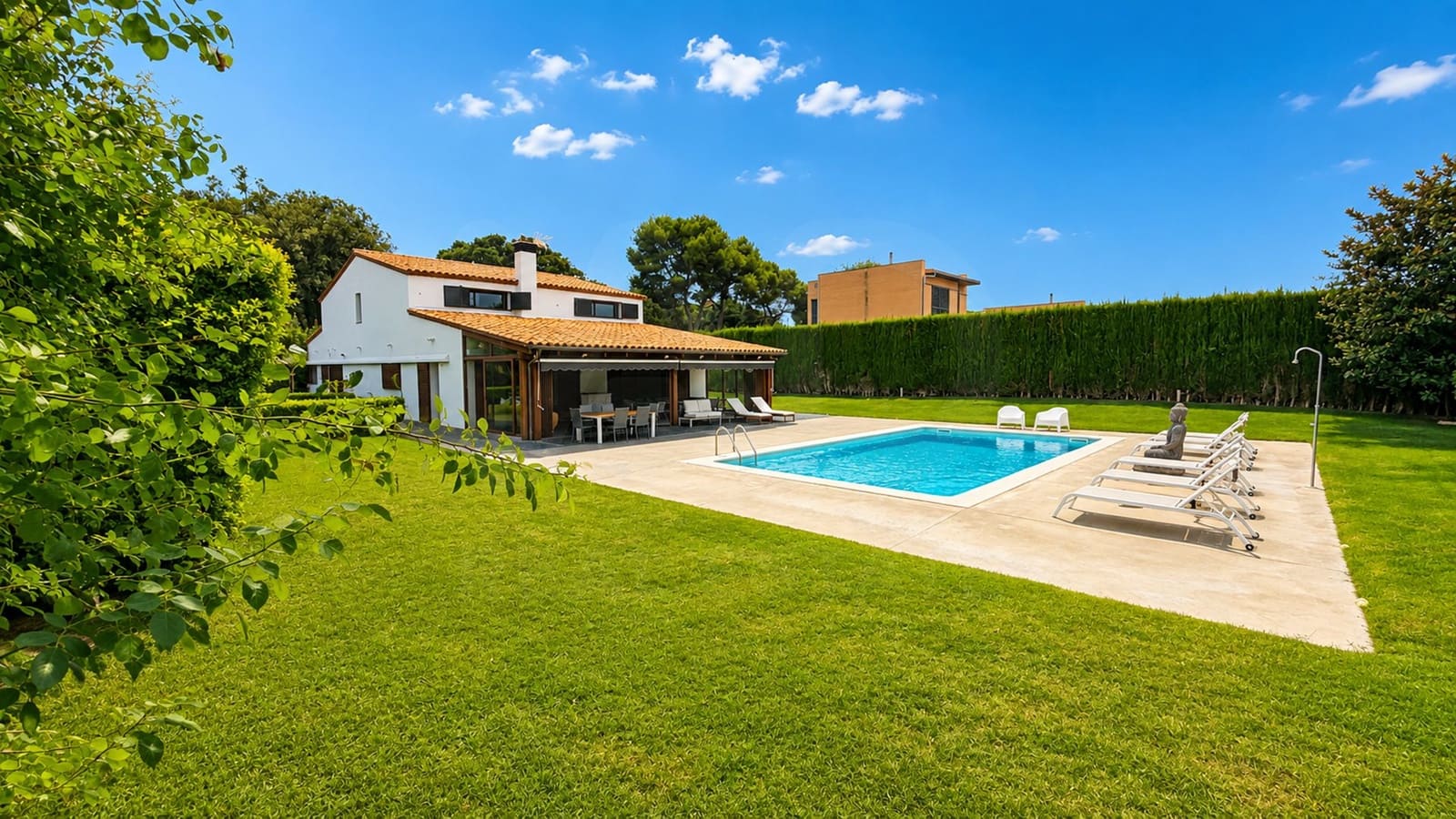 6 quarto Casa em Banda para venda em Sant Vicenc de Montalt com piscina garagem - 1 195 000 € (Ref: 10026666)