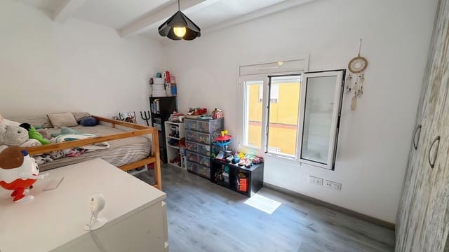 Dom szeregowy na sprzedaż w Mataró - 365 000 € (Ref: 10026667)