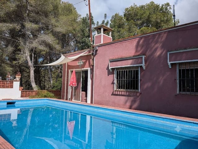 3 quarto Casa em Banda para venda em Vilanova i la Geltrú com piscina garagem - 239 000 € (Ref: 10026668)