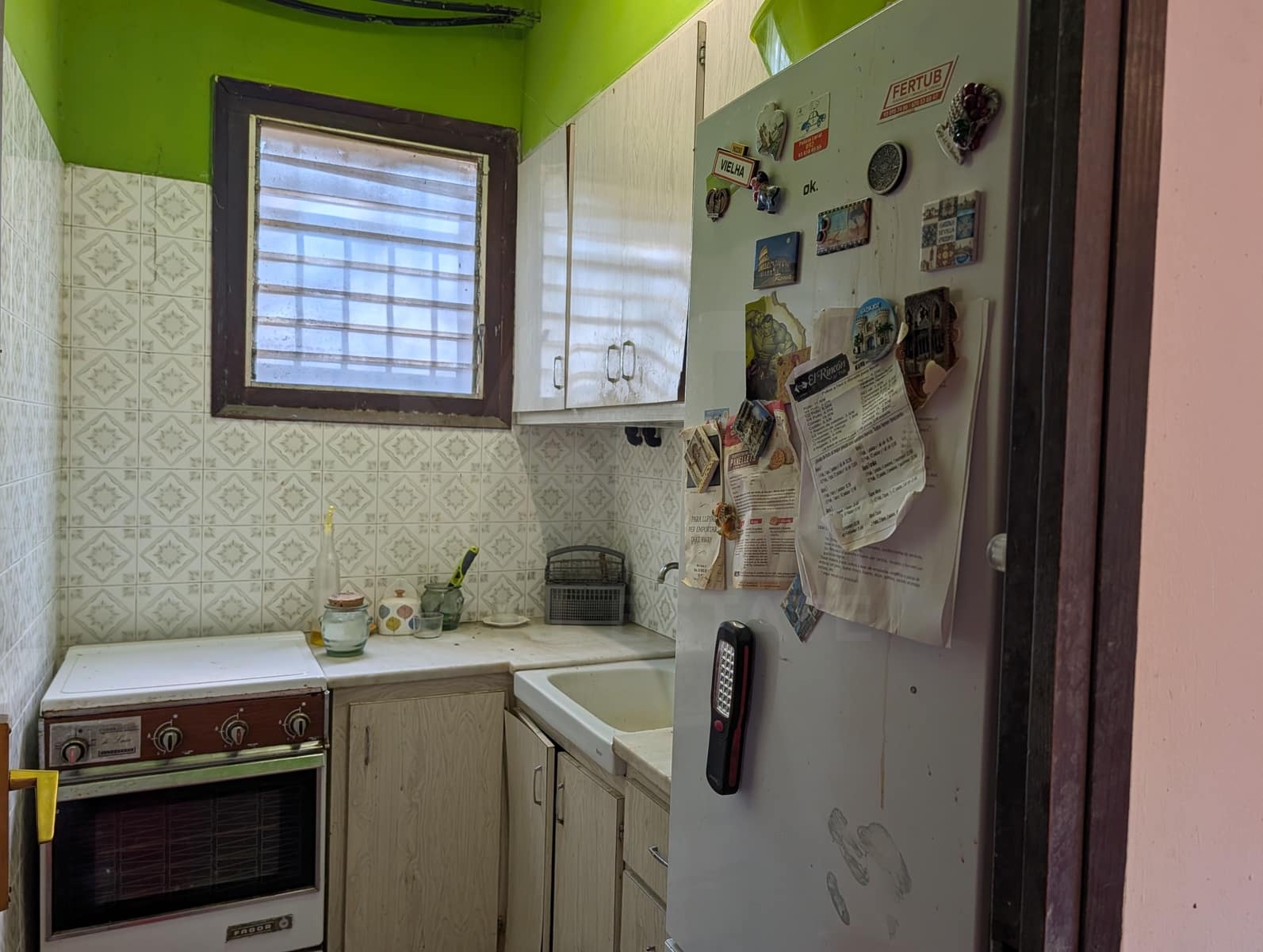 3 soverom Hus til salgs i Vilanova i la Geltru med svømmebasseng garasje - € 239 000 (Ref: 10026668)