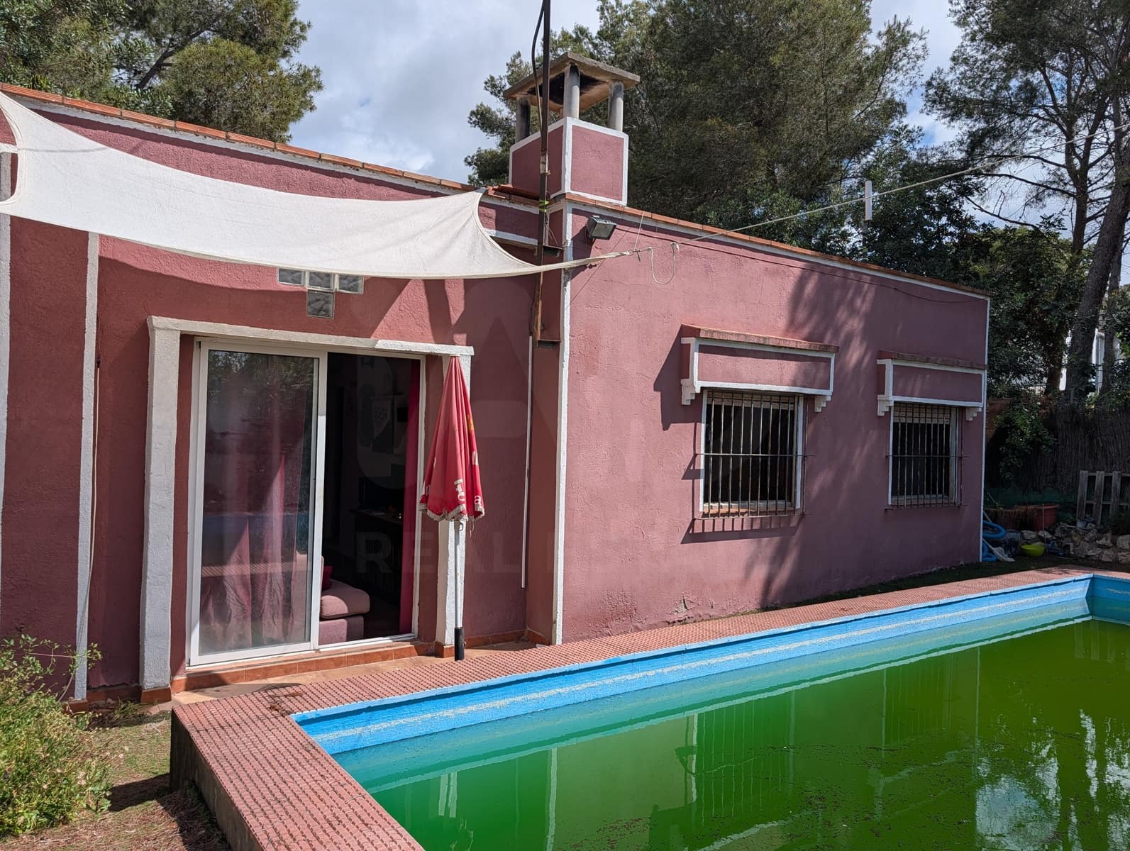 3 soverom Hus til salgs i Vilanova i la Geltru med svømmebasseng garasje - € 239 000 (Ref: 10026668)