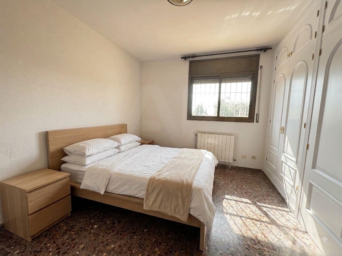 3 sypialnia Dom na sprzedaż w Vilanova i la Geltru z basenem garażem - 1 200 000 € (Ref: 10026670)