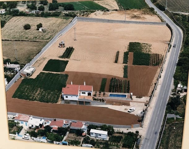 3 soverom Hus til salgs i Vilanova i la Geltrú med svømmebasseng garasje - € 1 200 000 (Ref: 10026670)