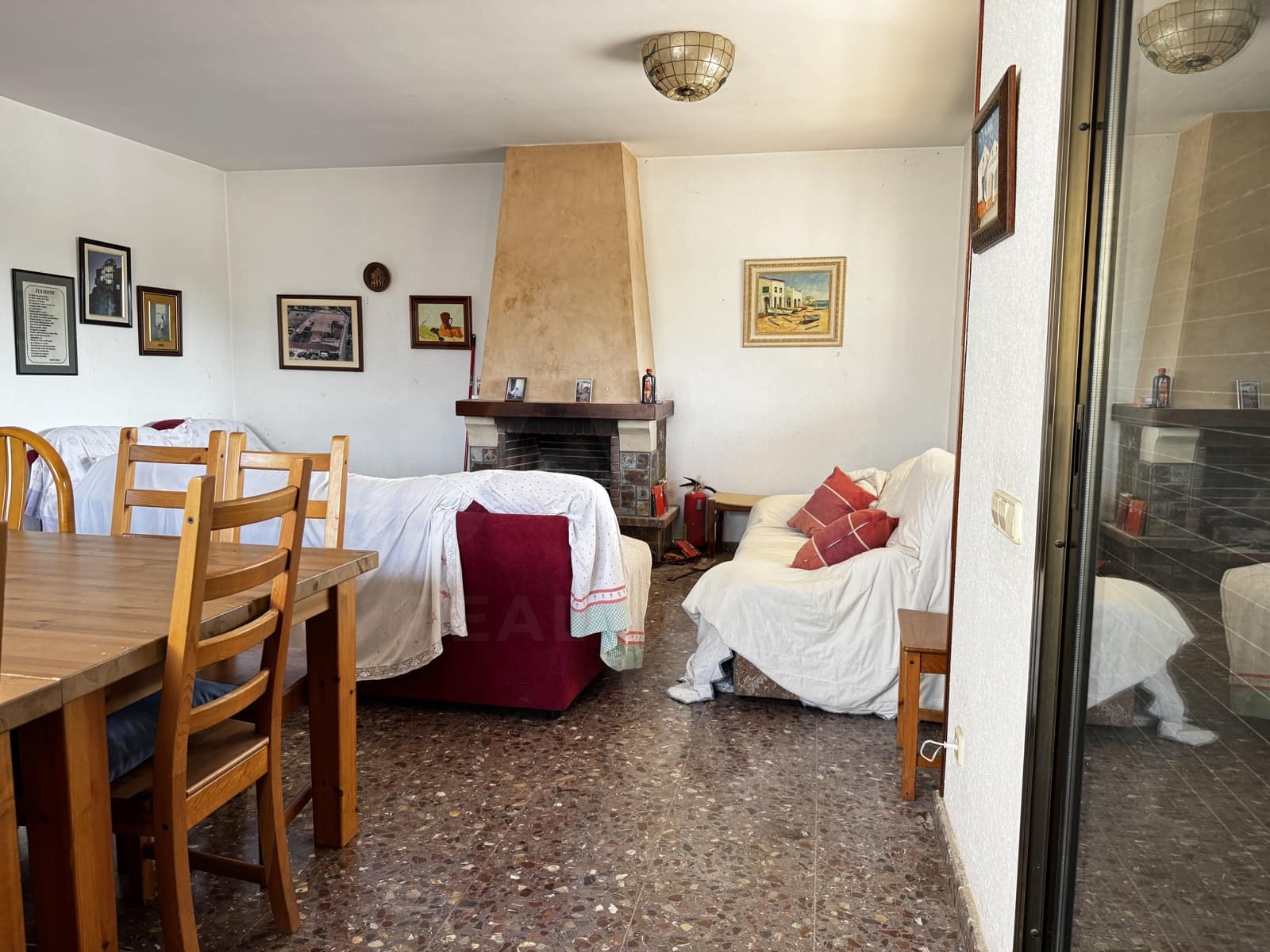 3 sypialnia Dom na sprzedaż w Vilanova i la Geltru z basenem garażem - 1 200 000 € (Ref: 10026670)