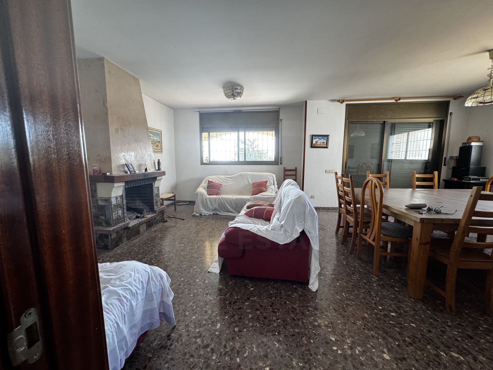 3 sypialnia Dom na sprzedaż w Vilanova i la Geltru z basenem garażem - 1 200 000 € (Ref: 10026670)
