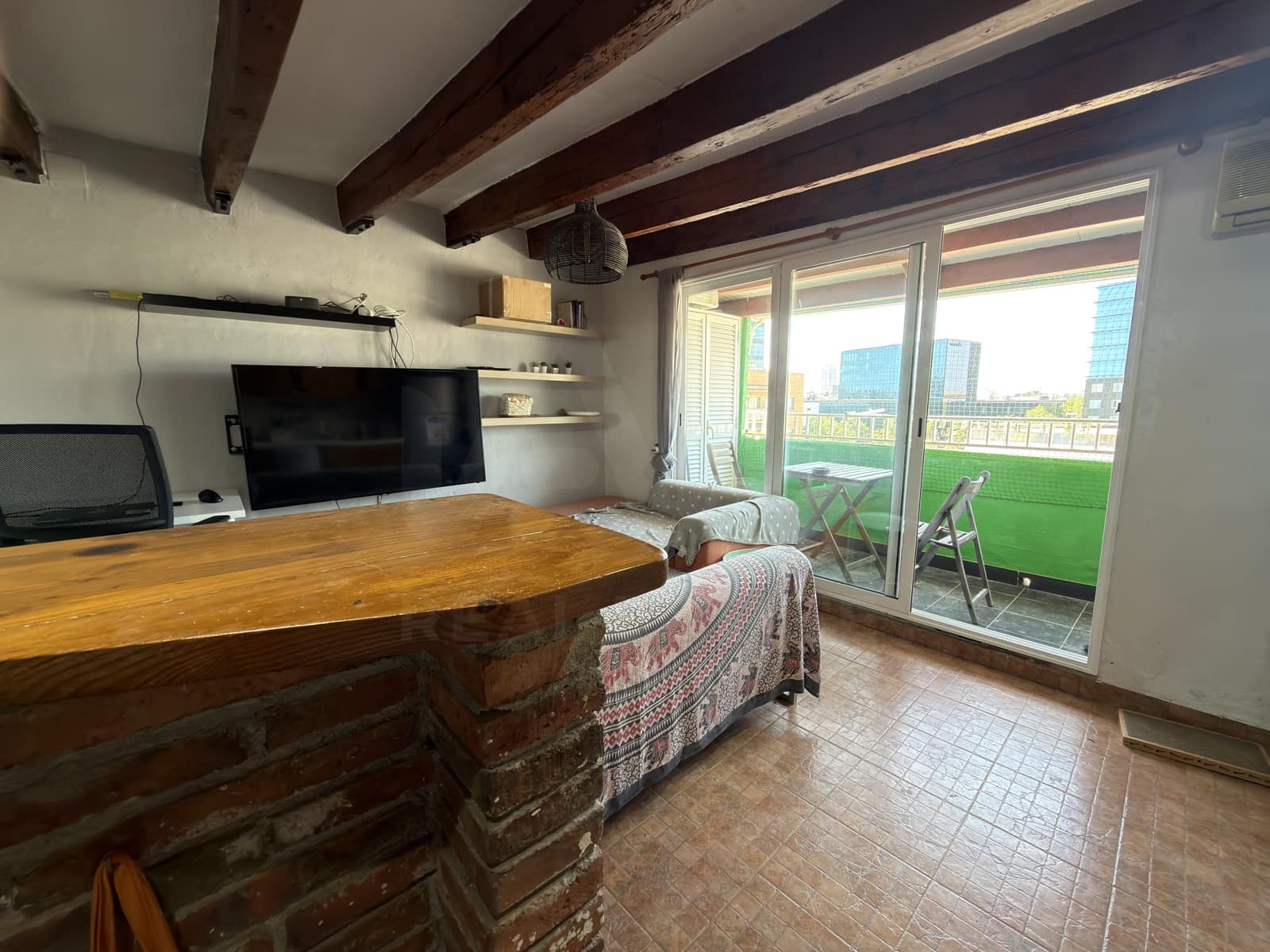 1 makuuhuone Kattohuoneisto myytävänä paikassa Barcelona kaupunki - 239 000 € (Ref: 10026672)
