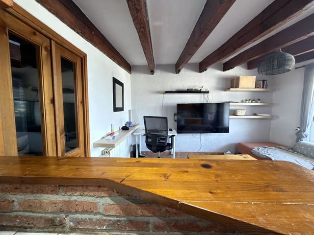 1 soveværelse Penthouse til salg i El Poblenou, Barcelona by - € 239.000 (Ref: 10026672)