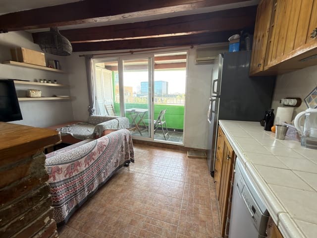 1 soveværelse Penthouse til salg i El Poblenou, Barcelona by - € 239.000 (Ref: 10026672)