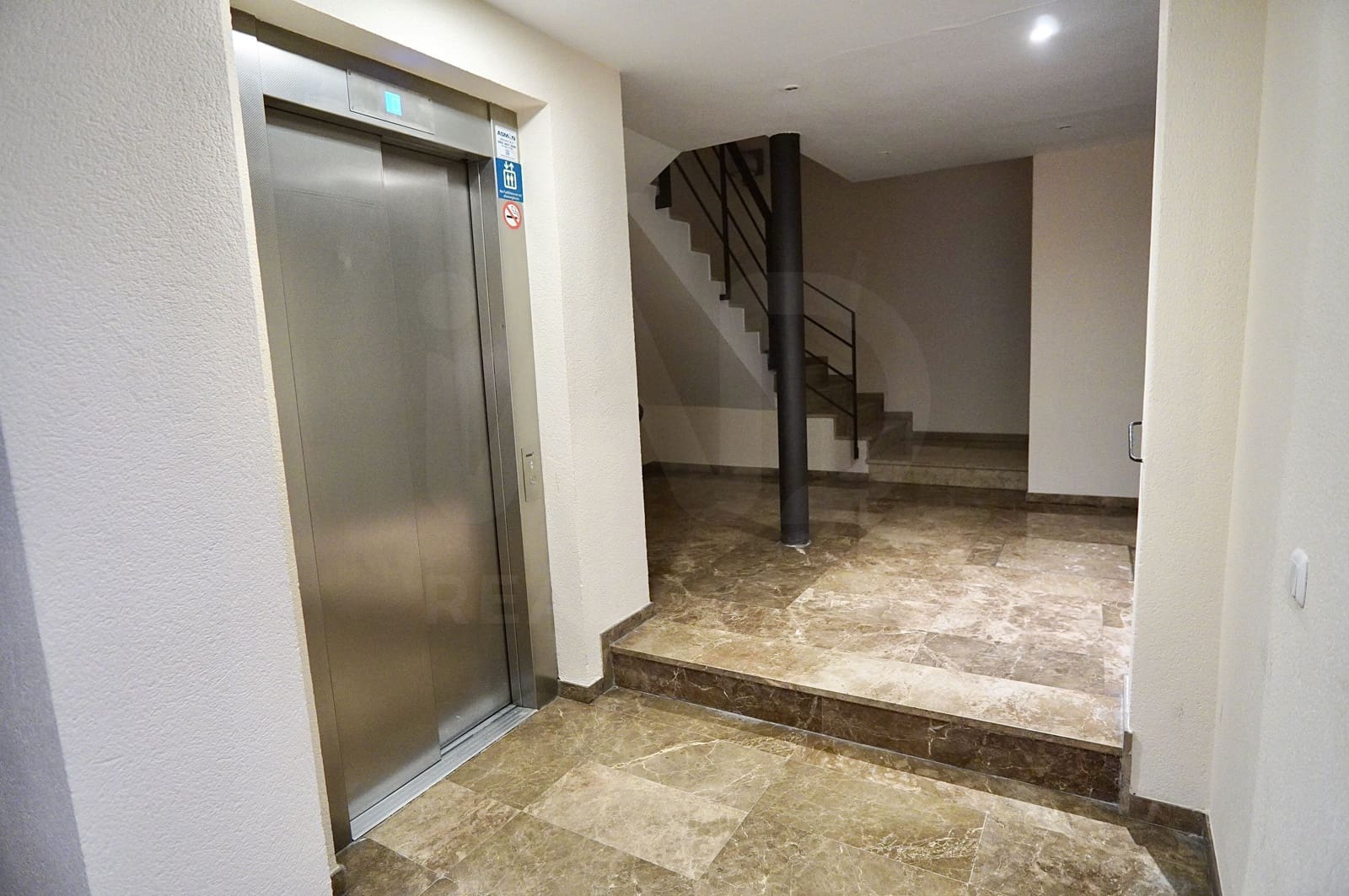 1 soveværelse Lejlighed til salg i Barcelona by - € 420.000 (Ref: 10026673)
