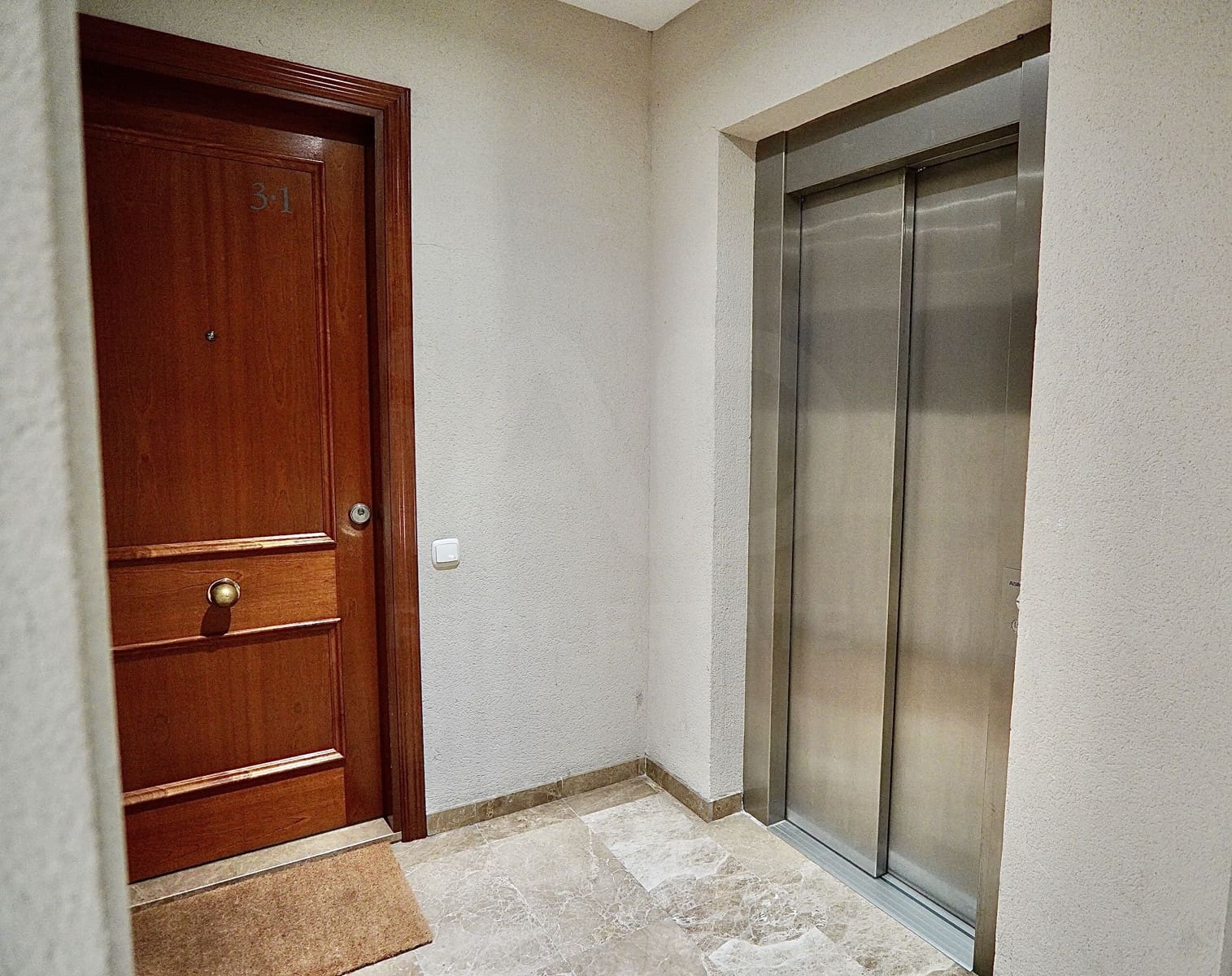 1 soveværelse Lejlighed til salg i Barcelona by - € 420.000 (Ref: 10026673)