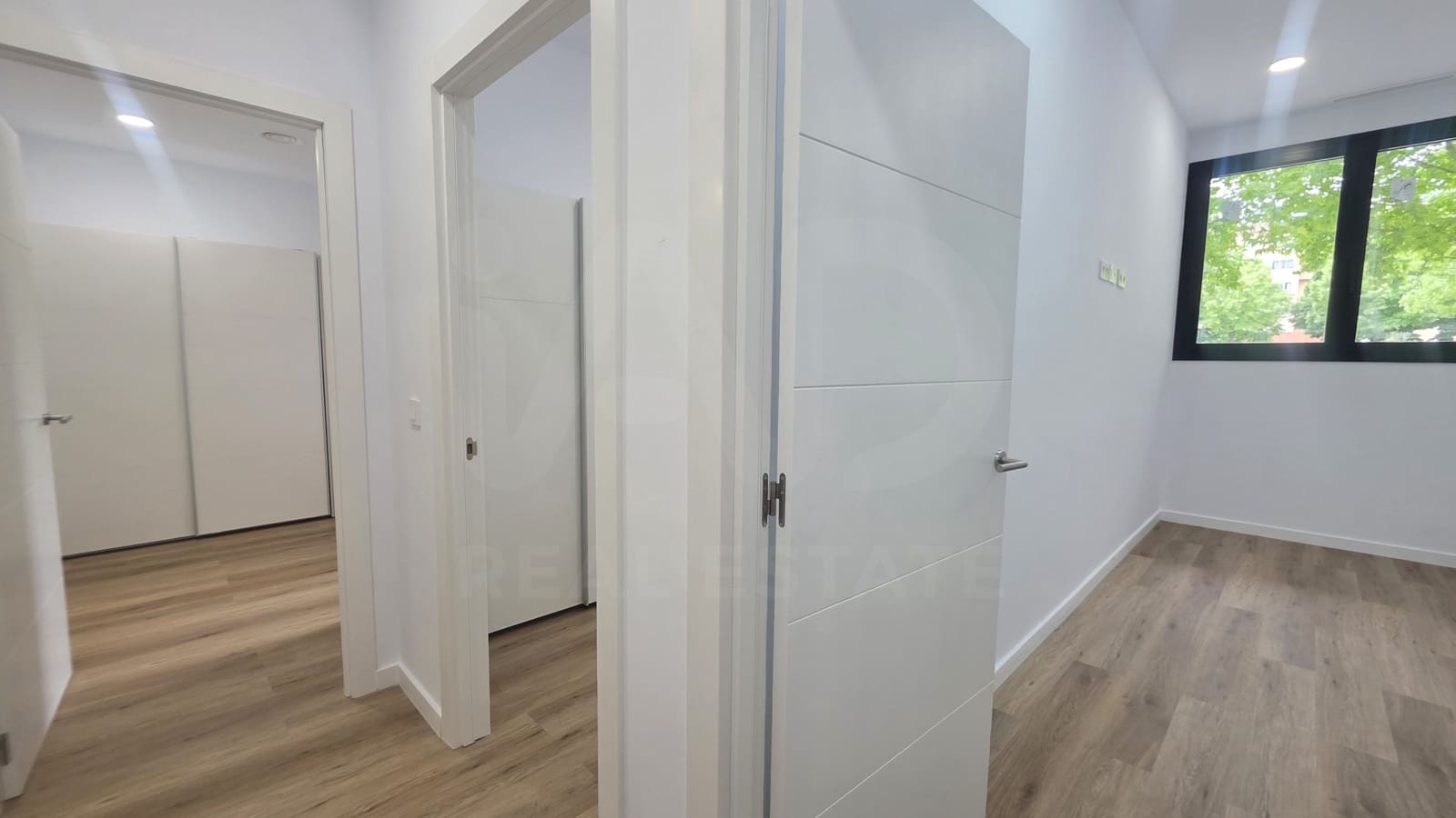 3 soveværelse Lejlighed til salg i Girona by - € 395.000 (Ref: 10026675)