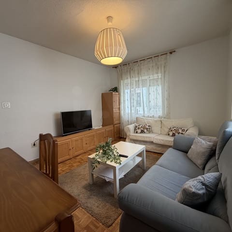 Apartamento de 3 habitaciones en Avila ciudad en alquiler - 850 € (Ref: 10026680)