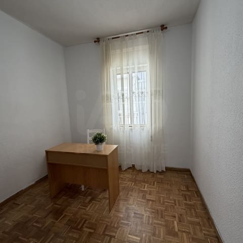 Apartamento de 3 habitaciones en Avila ciudad en alquiler - 850 € (Ref: 10026680)