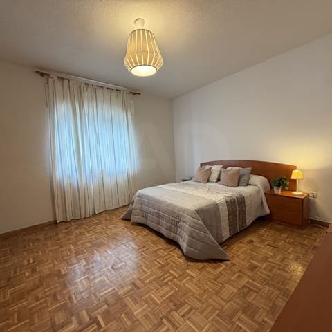 Apartamento de 3 habitaciones en Avila ciudad en alquiler - 850 € (Ref: 10026680)