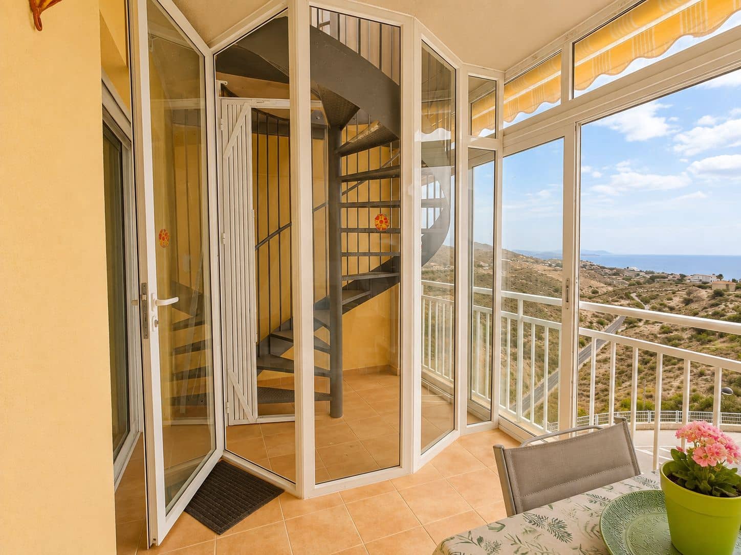 2 Zimmer Penthouse zu verkaufen in El Campello mit Pool Garage - 259.000 € (Ref: 10026683)
