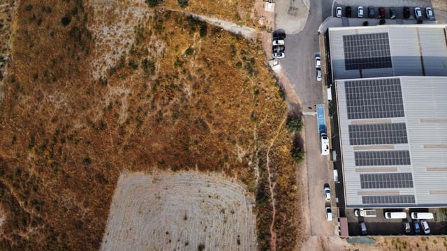 Solar/Parcela en Lucena en venta - 450.000 € (Ref: 10027619)