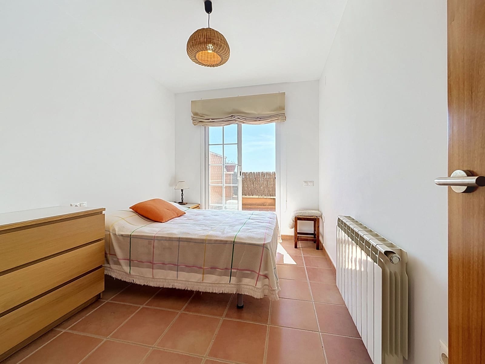 4 makuuhuone Rivitalo myytävänä paikassa Sant Jaume dels Domenys - 265 000 € (Ref: 10027621)