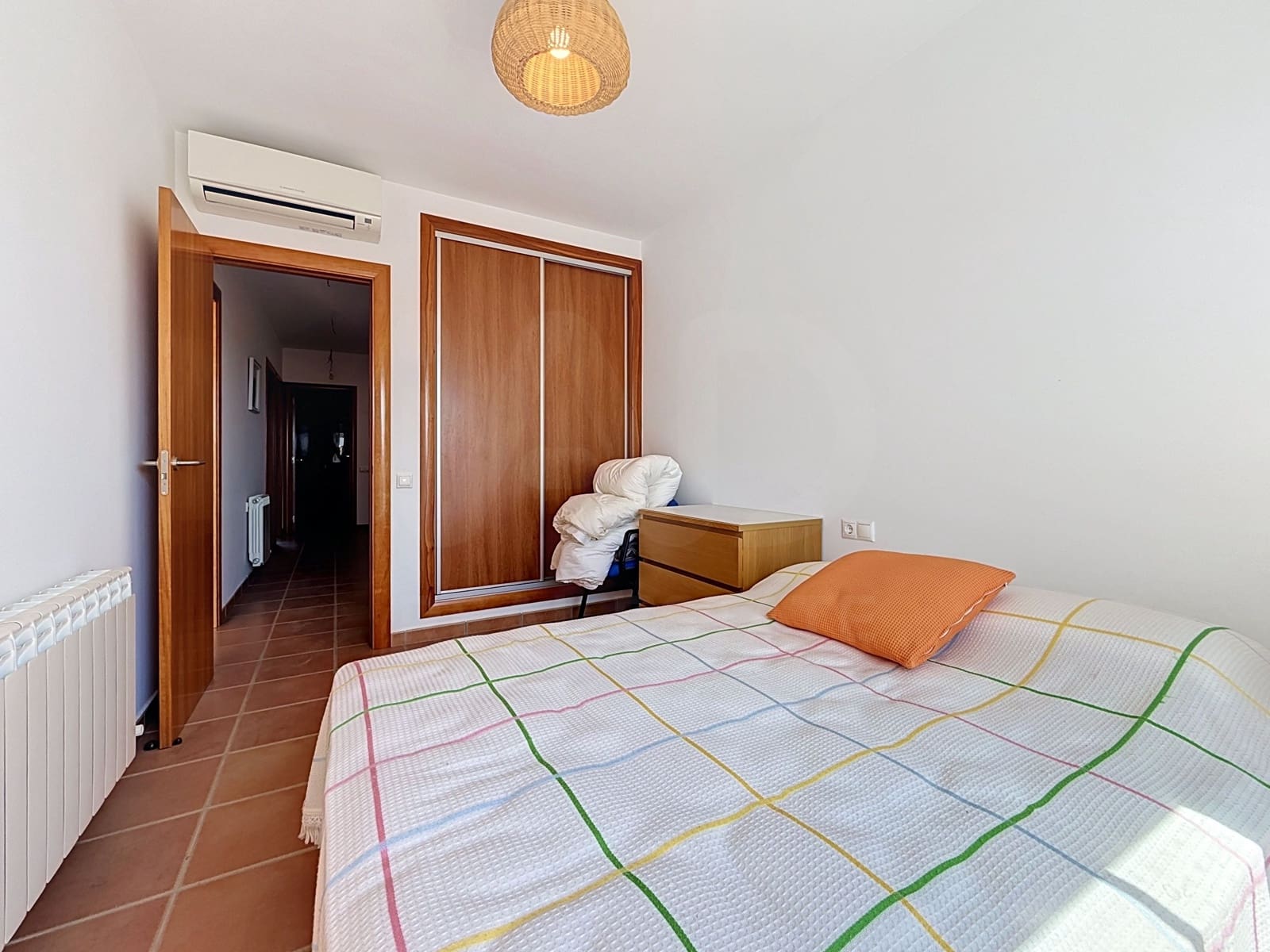 4 makuuhuone Rivitalo myytävänä paikassa Sant Jaume dels Domenys - 265 000 € (Ref: 10027621)