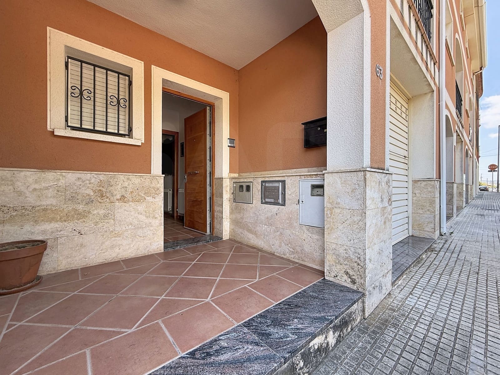 4 makuuhuone Rivitalo myytävänä paikassa Sant Jaume dels Domenys - 265 000 € (Ref: 10027621)