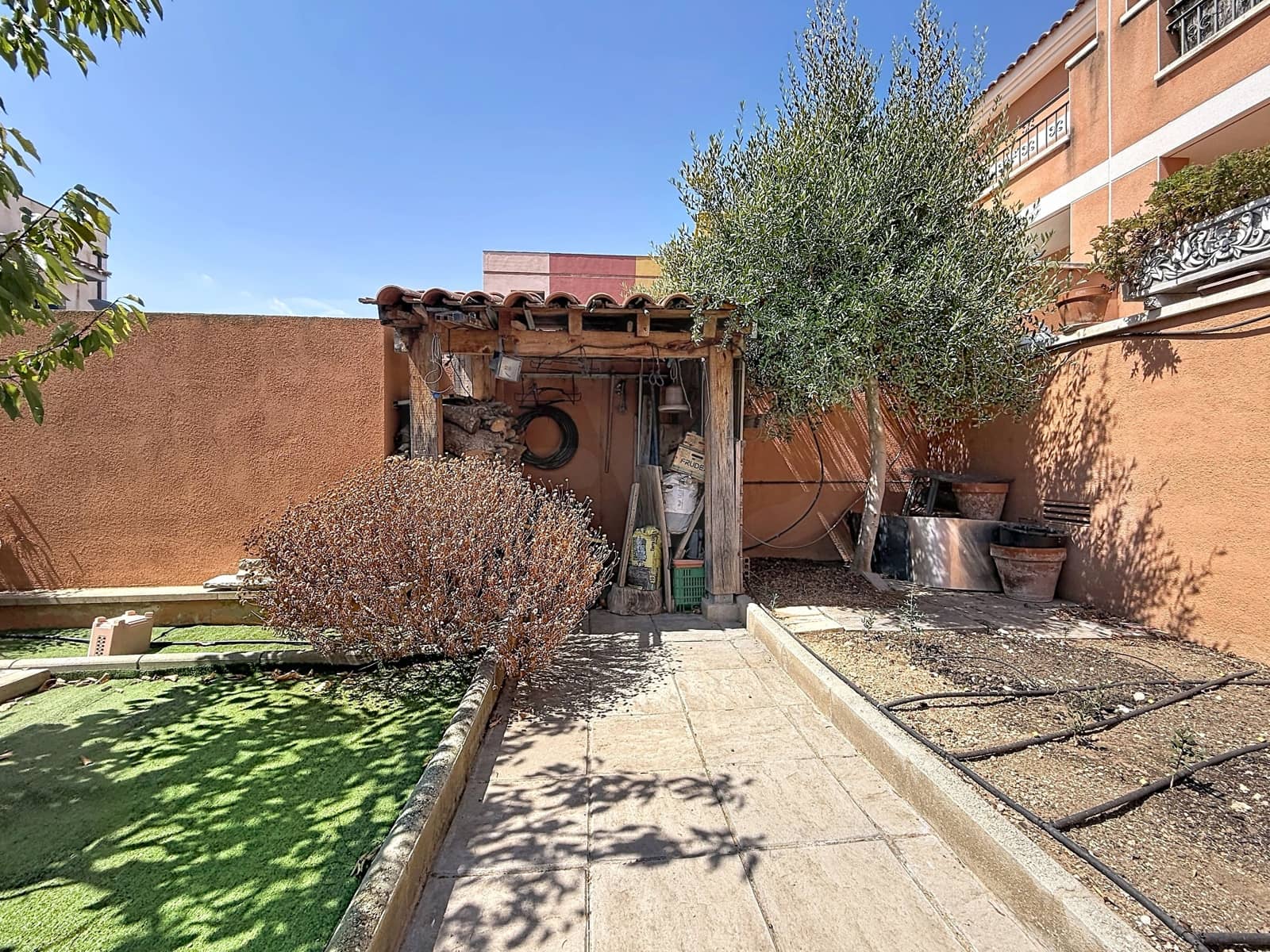 4 makuuhuone Rivitalo myytävänä paikassa Sant Jaume dels Domenys - 265 000 € (Ref: 10027621)