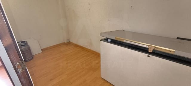 Kaupallinen myytävänä paikassa Narón - 42 000 € (Ref: 10027622)