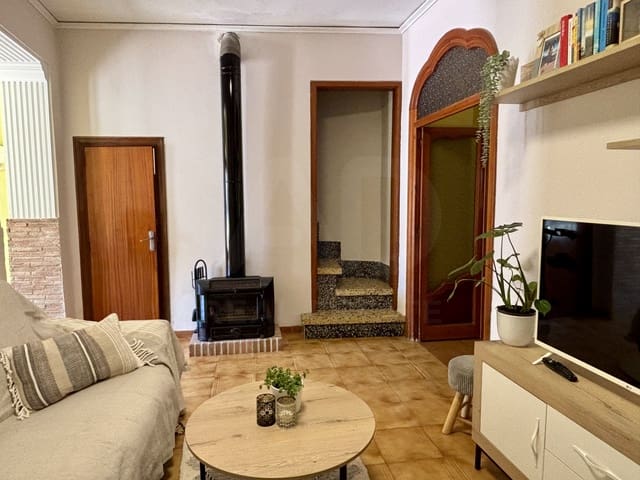 5 soveværelse Byhus til salg i Els Poblets - € 249.000 (Ref: 10027624)