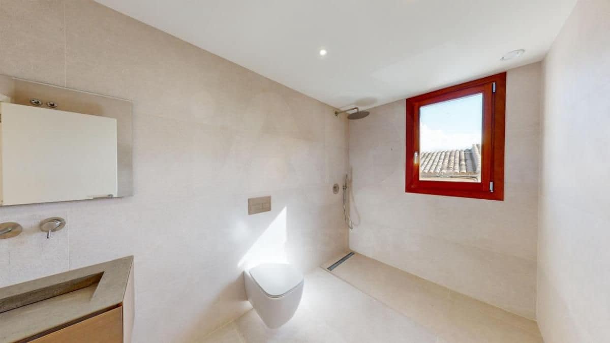 Villa/Maison de 3 chambres à louer à Alaro avec piscine garage - 2 950 € (Ref: 10027686)