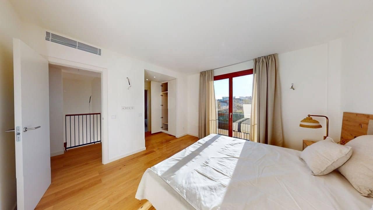 Villa/Maison de 3 chambres à louer à Alaro avec piscine garage - 2 950 € (Ref: 10027686)
