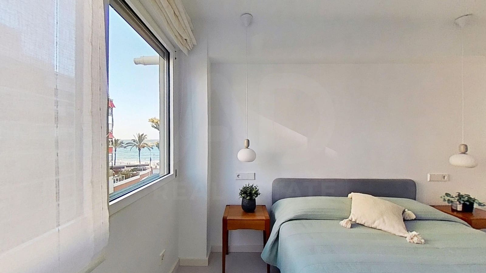 2 quarto Apartamento para arrendar em Benicassim com piscina garagem - 1 100 € (Ref: 10029032)