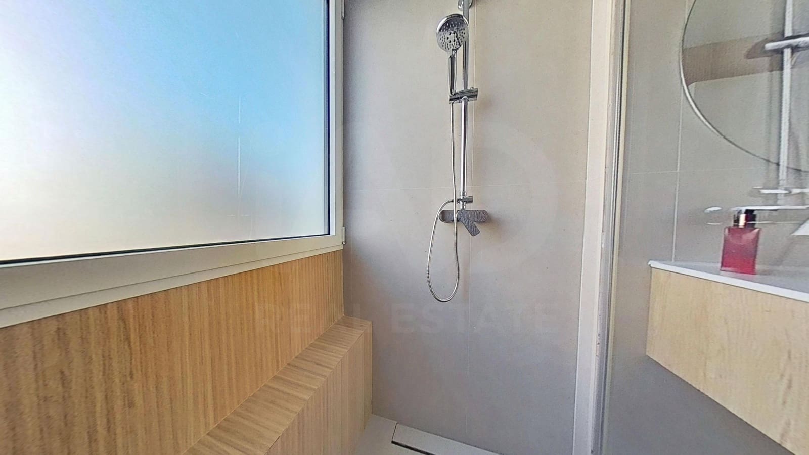 2 quarto Apartamento para arrendar em Benicassim com piscina garagem - 1 100 € (Ref: 10029032)