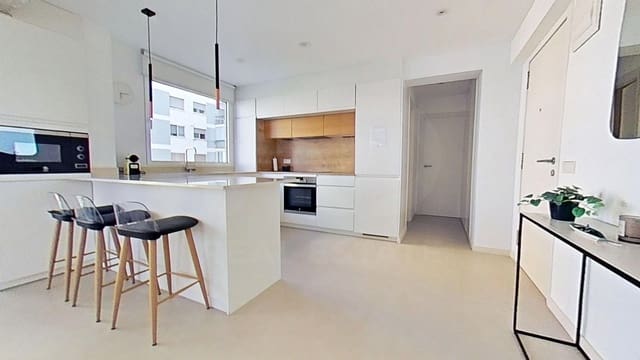 2 bedroom Apartment for rent in Benicàssim with pool garage - € 1,100 (Ref: 10029032)