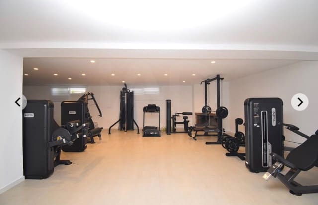 4 makuuhuone Huvila myytävänä paikassa Peña de las Águilas, Elche / Elx mukana uima-altaan - 998 000 € (Ref: 10029441)