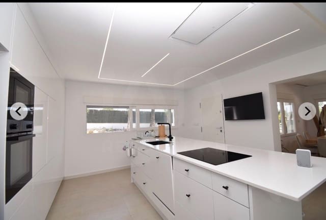 4 makuuhuone Huvila myytävänä paikassa Peña de las Águilas, Elche / Elx mukana uima-altaan - 998 000 € (Ref: 10029441)