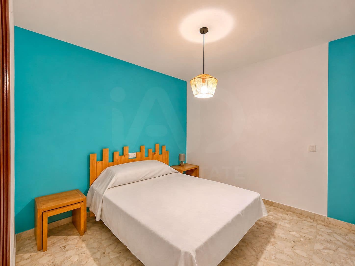 4 Zimmer Apartment zu verkaufen in Alicante / Alacant Stadt - 300.000 € (Ref: 10029443)