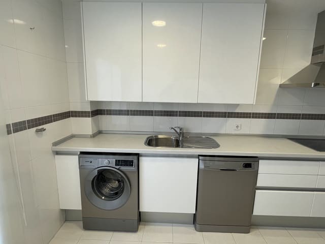 Villa da affittare in Las Rozas de Madrid con piscina garage - 2.200 € (Rif: 10029693)